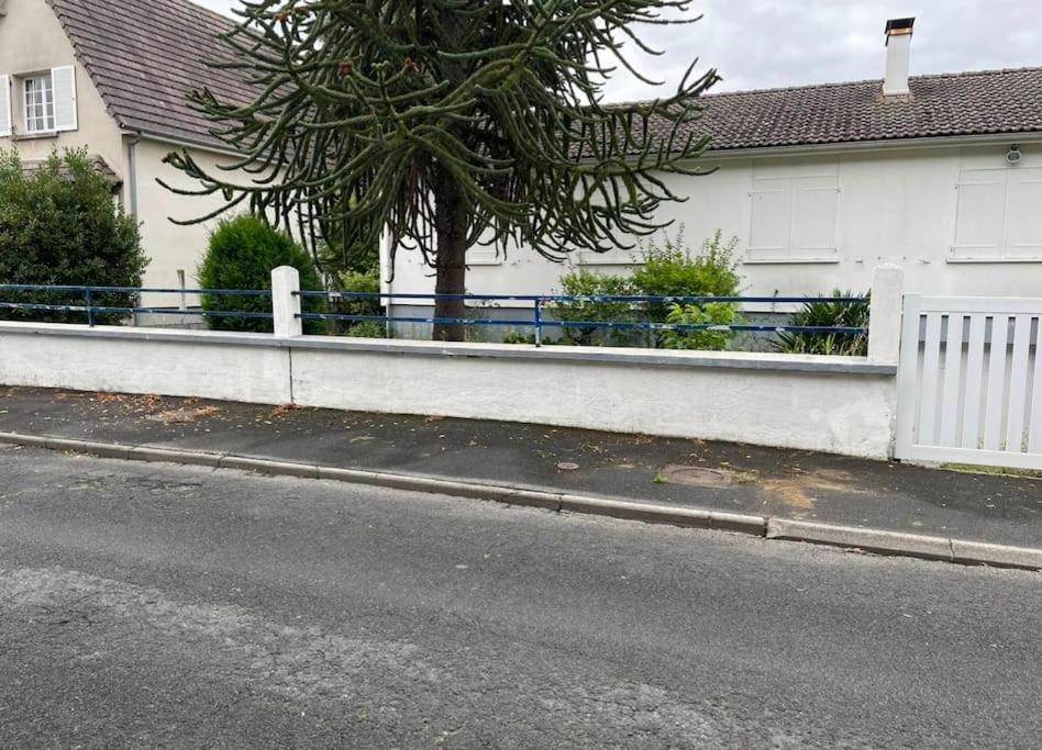 Maison, Avec Jardin Villa Chateauroux Luaran gambar